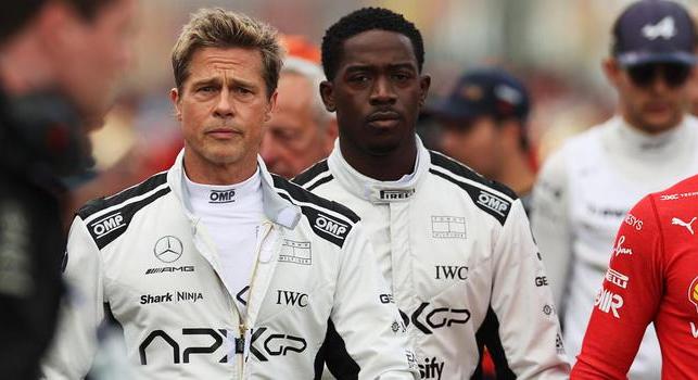 Brad Pitt F1-filmjének egyik jelenetén jót nevettek a valódi pilóták - Esport 1