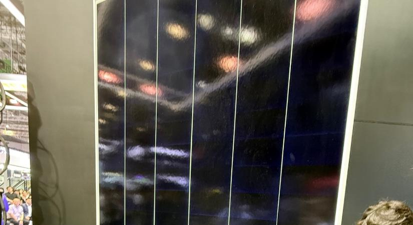 Kiemelkedő energiasűrűségű napelemet mutattak be Kínában - Villanyautósok