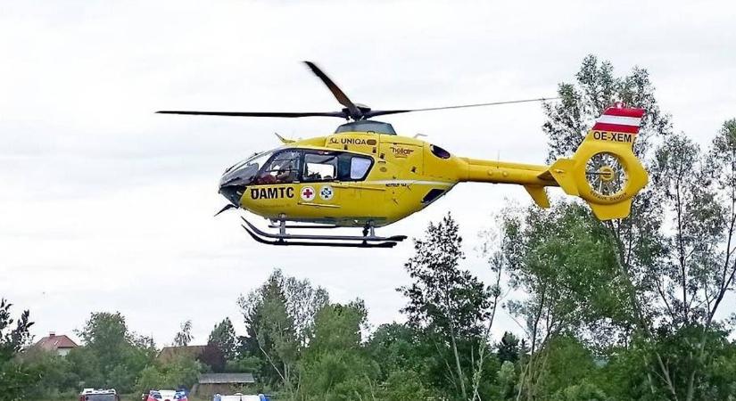 Lecsúszott az emelőről: szerelés közben zuhant rá autója az idős férfire Ausztriában - Vaol