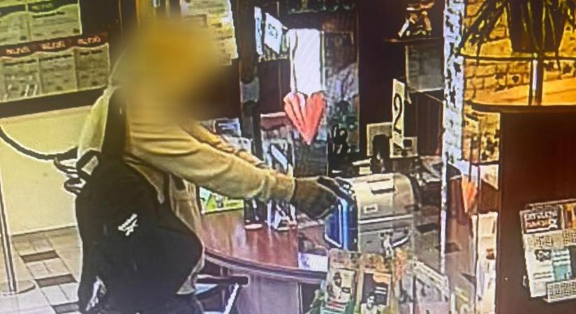 Elhibázott bankrablás: a TEK vetett véget a próbálkozásnak  fotó, videó - Kemma