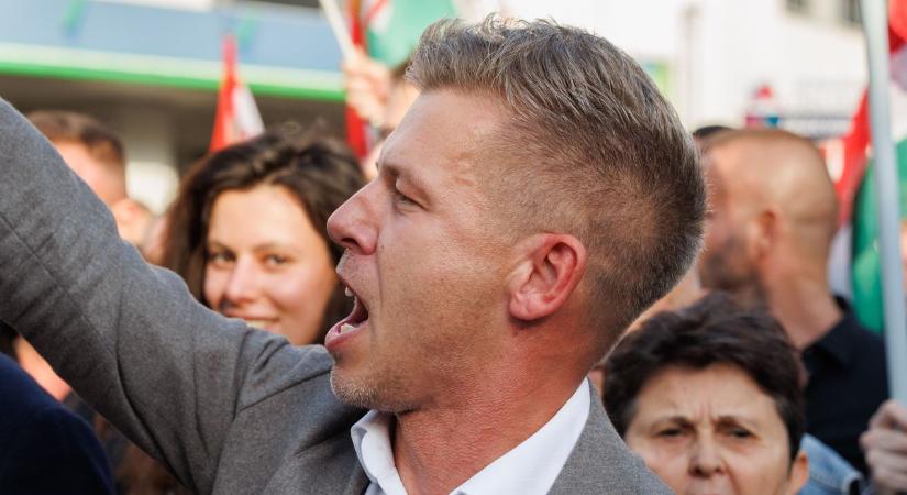 Magyar Péter remegő hangon hárítja a felelőséget a kiszivárgott listázás kapcsán - Ripost