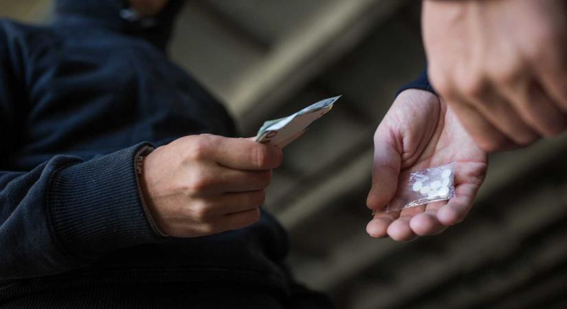 Vádat emeltek két fiatal ellen a bukaresti fiatalember halála ügyében - Maszol