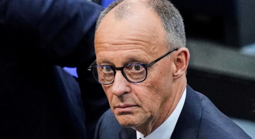 Merz két tűz között: nő a nyomás rajta, hogy tárgyaljon Putyinnal Ukrajnáról - Körkép