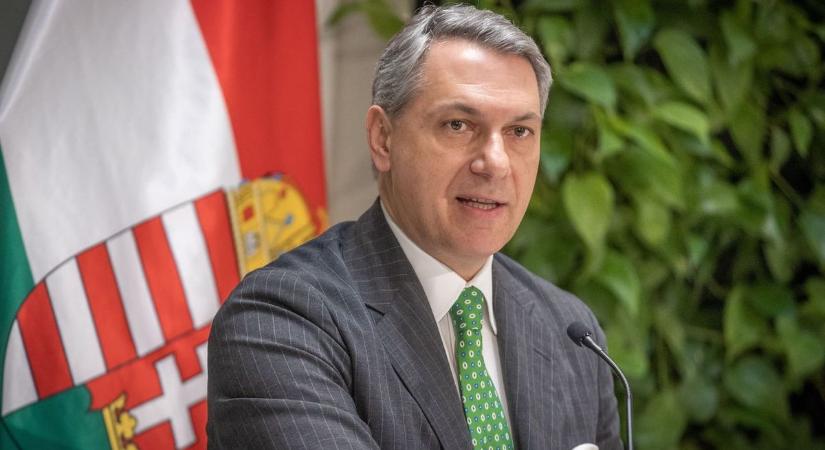 Lázár János: Lenézi a saját embereit Magyar Péter - Ripost