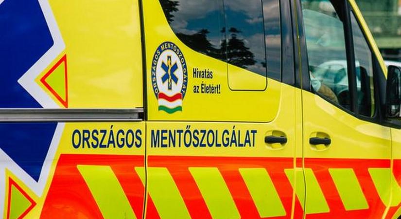 Két kocsi csattant egymásnak a pécsi belvárosban - Pécs Aktuál