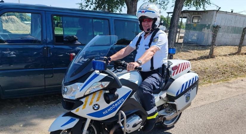 Dübörög a motoros szezon, igazi erőgépeket is kipróbálhattak a szolnokiak - Szoljon