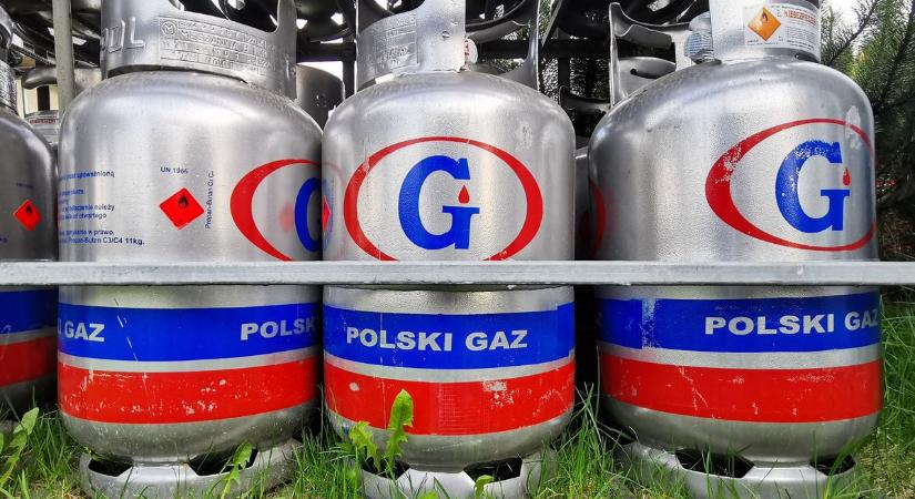 Uniós szankciók csődje: Lengyelország csak most vette észre, hogy az oroszok végig rajta keresték degeszre magukat – azt se tudja, hogyan tiltsa ki őket - VG