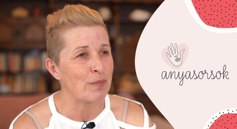 „Ő így született, és ez ellen nem tudott tenni. De nem is kell, mert így volt önmaga” – transznemű gyermekére emlékezik Zsuzsa - Babaszoba