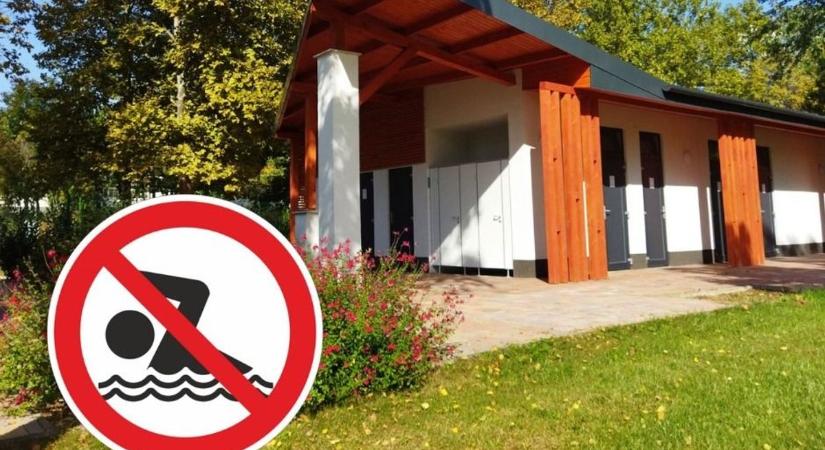 Bejelentette az önkormányzat: tilos fürödni a népszerű balatoni strandon – szennyeződés állhat a háttérben - VG