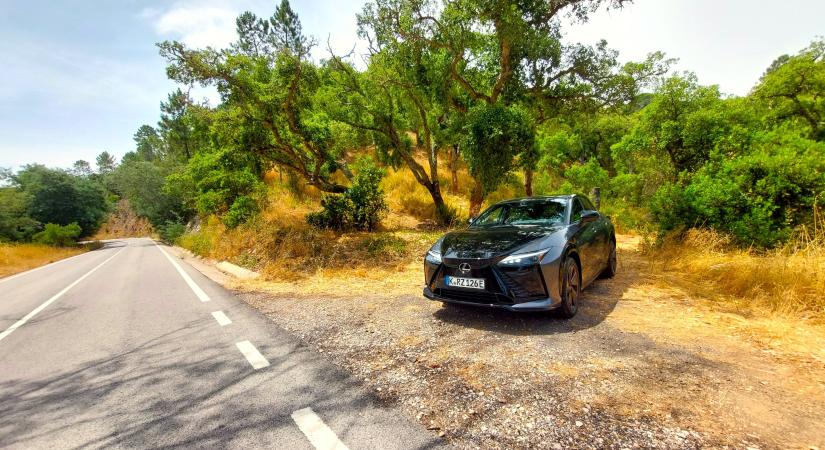 Portugál napsütés, letisztult luxus – Ismerkedés a megújult Lexus RZ-vel - driveme