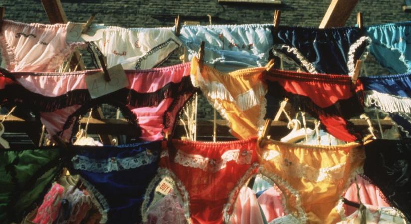 Mióta hordunk bugyit, melltartót és alsónadrágot? - 24.hu