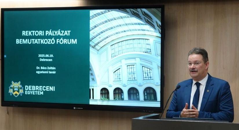 Meg van a jelölt! Bács Zoltán lehet az új rektorhelyettes - Haon