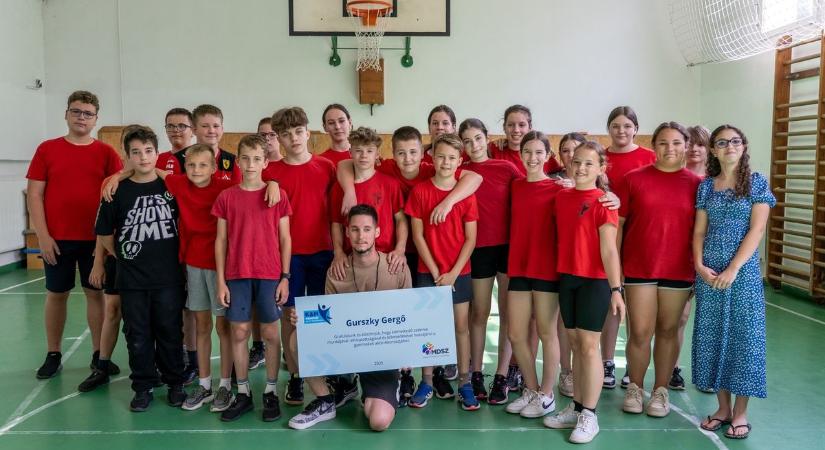 Törökbálinti, csornai és oroszlányi testnevelők nyerték a népszerűségi szavazást - Zaol
