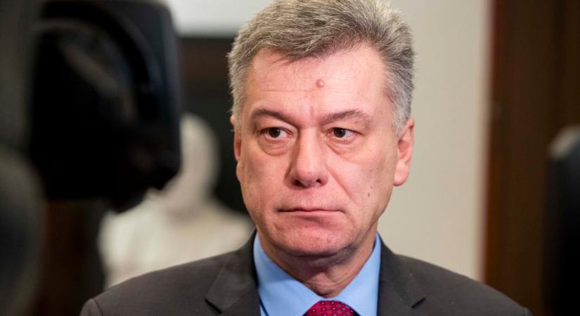 7 szavazaton múlt, hogy leváltsák a cseh kormányt a Bitcoin-botrány miatt - Bitcoinbázis