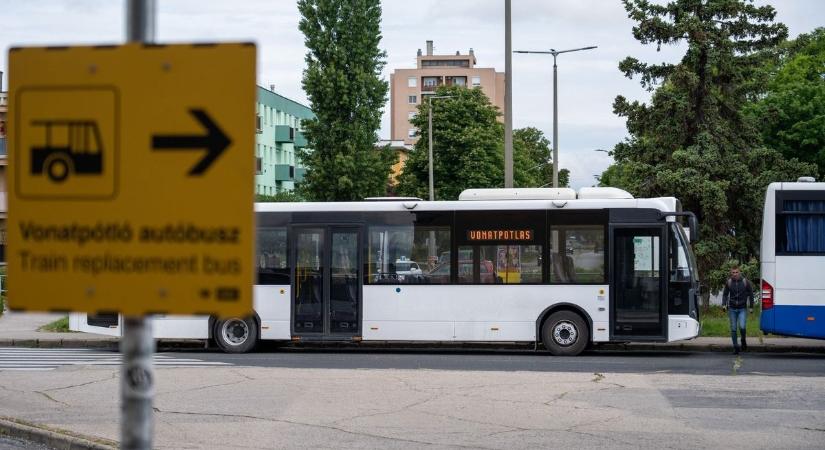 Hetekre leáll a vasút Dunaújváros és Pusztaszabolcs között - Duol