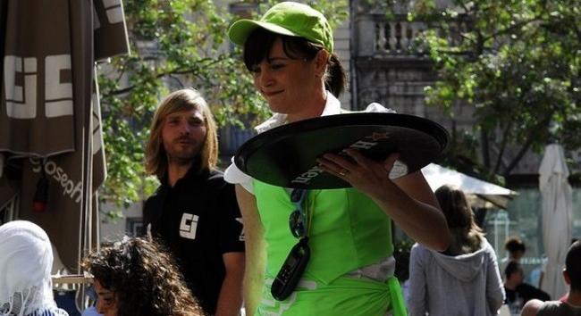 Diákmunka - Napi nyolc órás munkáért, minimum ennyi bruttó bér jár a diákoknak is - Alon