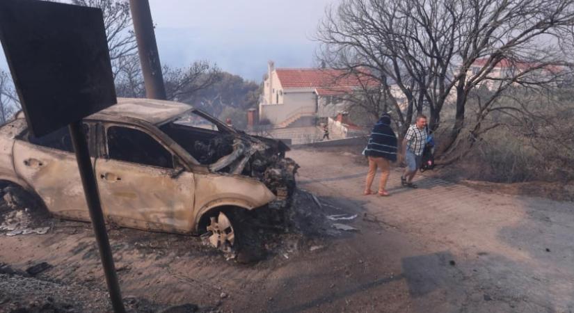 Omiš és Makarska között lángol az erdő - Szabad Magyar Szó