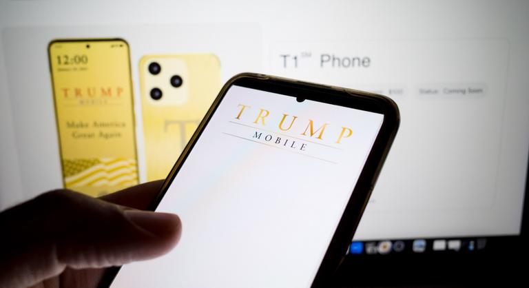 A Trump-telefon nemcsak az év viccének, hanem a legnagyobb átverésének is ígérkezik - Index