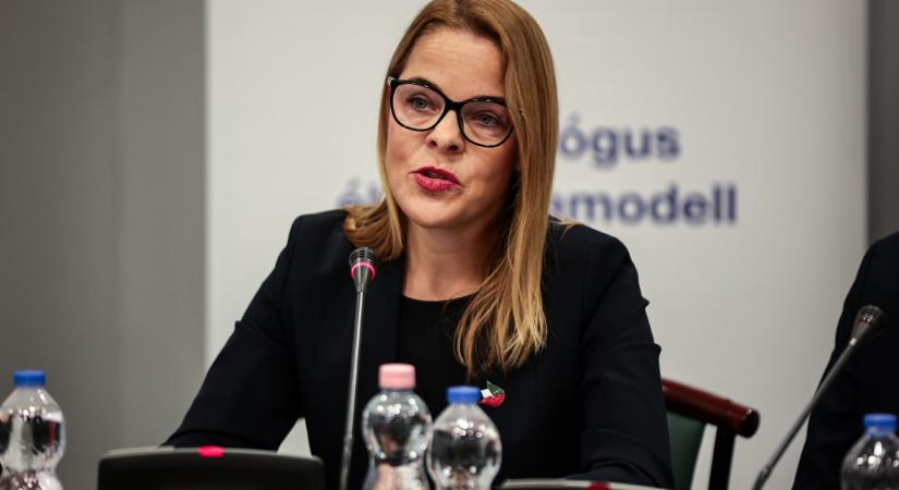 Kilőtt a pedagógusképzésre jelentkezők száma - Index - Belföld