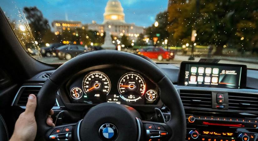 BMW-vel megy újságírónk Amerikába, vagy csak lelepleztünk egy sokakat fenyegető csalást - Veol