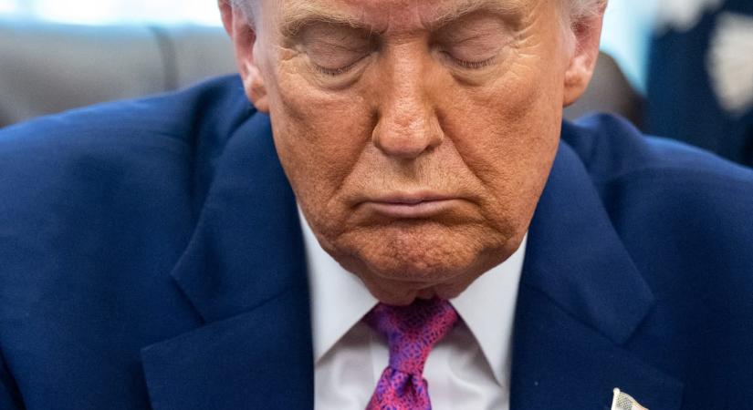 Pakisztán Nobel-békedíjra fogja javasolni Donald Trumpot - HVG - Világ
