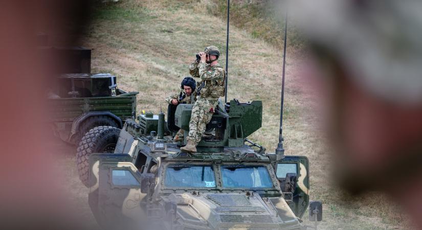 Amerikai tiszt a magyar honvédeknek: Azért jöttünk itt össze, hogy együtt legyünk - Index - Belföld