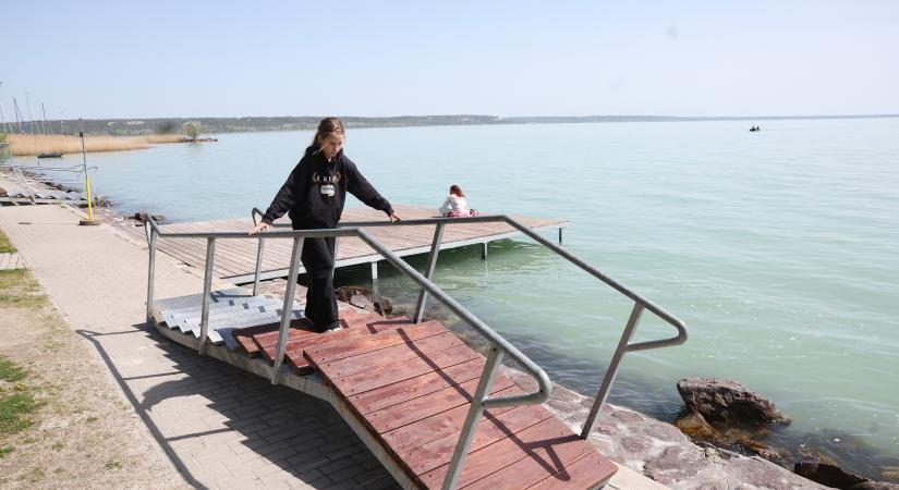 Jóval alacsonyabb a Balaton vízszintje a megszokottnál - Blikk