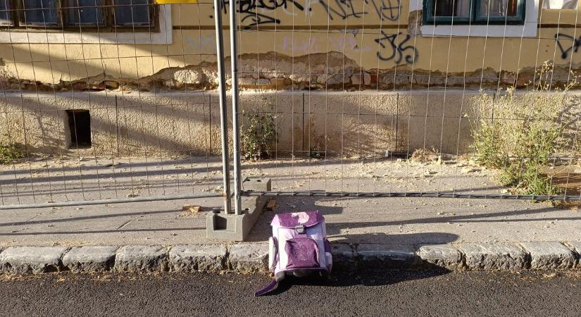 Rejtélyes táskásra bukkantunk Pécs belvárosában (VIDEÓ) - Bama