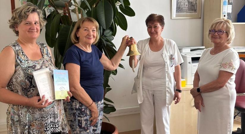 Az egri onkológiai osztály betegei újabb ajándékot kaptak - Heol