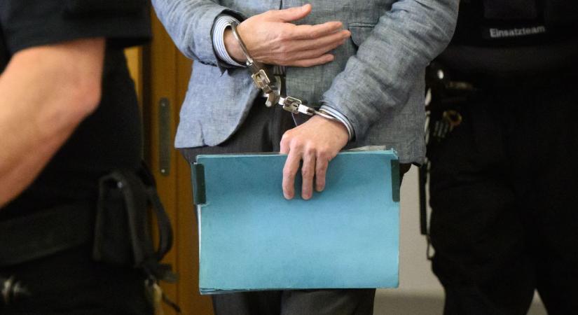 Ukrajnának kémkedhetett: újabb három hónapra rács mögé került Holló István - Mandiner