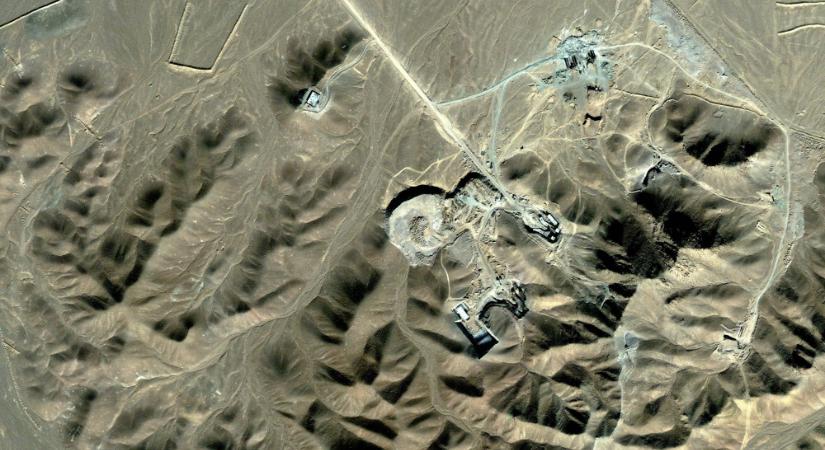 Amerika megtámadta Iránt, bevetették a bunkerromboló bombákat is - Infostart