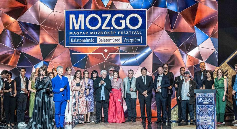 Díjakat osztottak a Magyar Mozgókép Fesztiválon, a Demjén-film többet is kapott - Blikk - Kvíz