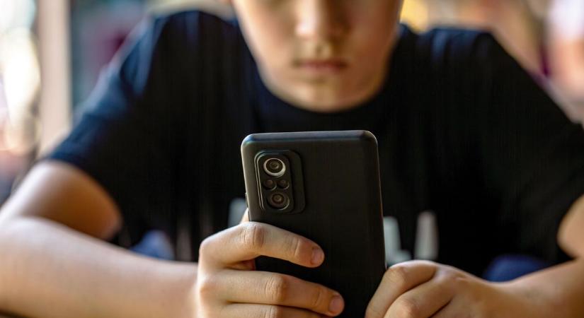 A te gyereked tudja, hogy ismeretlen vagy rejtett számról ne vegyen fel hívást? - Sonline