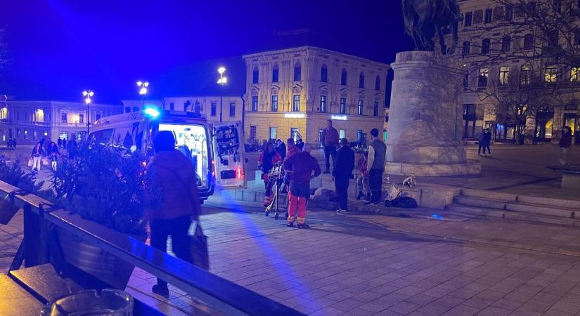 Késes támadás történt a Széchenyi téren: több szúrás is érte az áldozatot - Bama