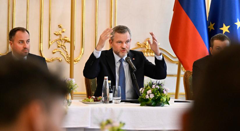 Pellegrini: A világ a párbeszéd helyett az erőt választja - Új Szó