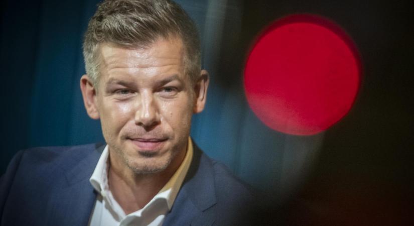 Magyar Péter tíz pontban foglalta össze, miért fokozódik a pánik a Karmelitában - Népszava