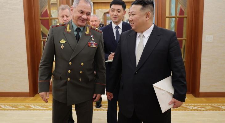 “Ha Észak Korea százezer katonát küldene Oroszországba, az se érdekelne most senkit” - FüHü