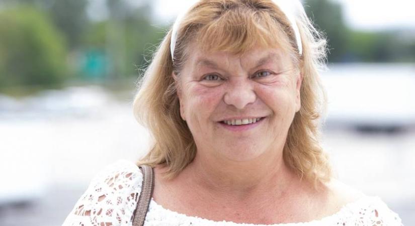 A 73 éves Oszvald Marika fürdőruhában jelentkezett be a Mokkába: elképesztő formában van - Femina