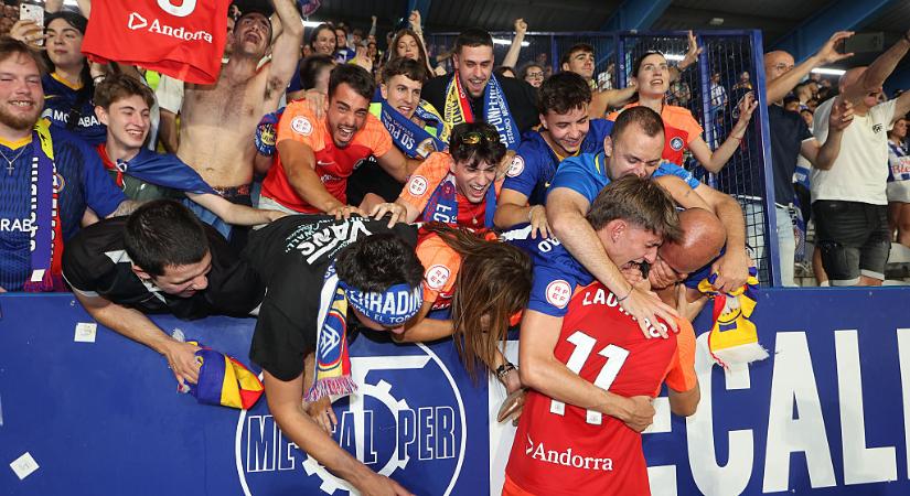 Spanyolország: Gerard Piqué csapata közelít az élvonalhoz! - FociClub