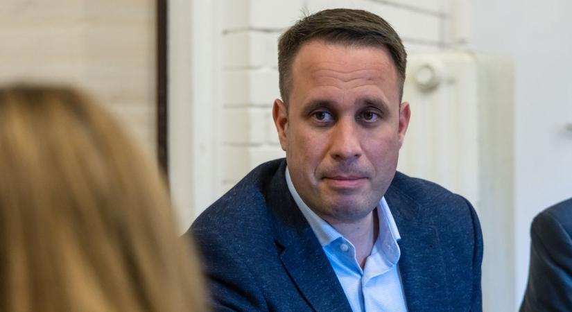 Dömötör Csaba odaszúrt Magyar Péteréknek: „Hát nem a Tisza árad, hanem a Manfred Weber-i politika” - Mandiner