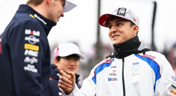 Hadjar: Egyszerűen kíváncsi vagyok, milyen lenne Verstappen csapattársának lenni - Formula