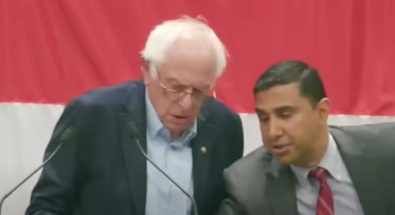 A pillanat, amikor Bernie Sanders értesült az Iránt ért amerikai támadásról – Videó - 24.hu