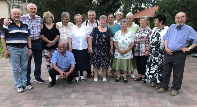 Hatvan év után találkoztak újra Győrújbaráton - Kisalföld