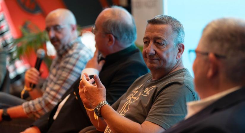 Bayer Zsolt: „Azok, akik Petit tartják és fizetik, valószínűleg azzal bízták meg, hogy polgárháborús hangulatot keltsen” - Mandiner