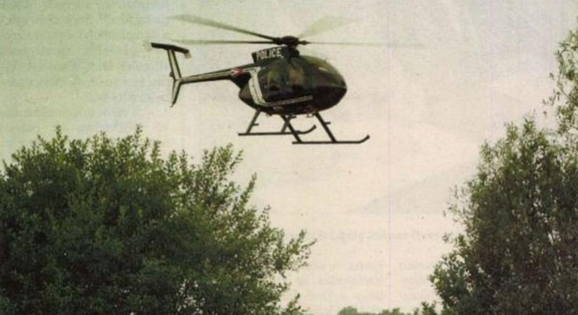 Hirtelen jött árhullám sodorta bajba a vízitúrázókat a Rábán - Helikopterrel keresték őket - Vaol