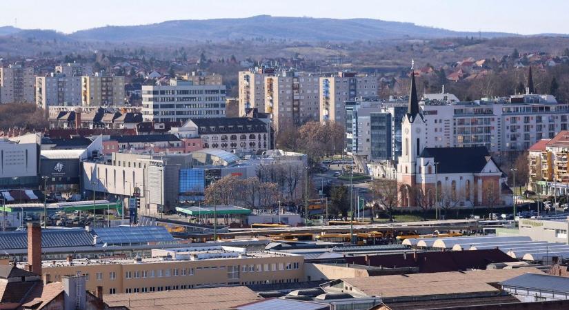 Összeesett az édesanyja a buszmegállóban – ami ezután történt, az mindent megváltoztatott - Boon
