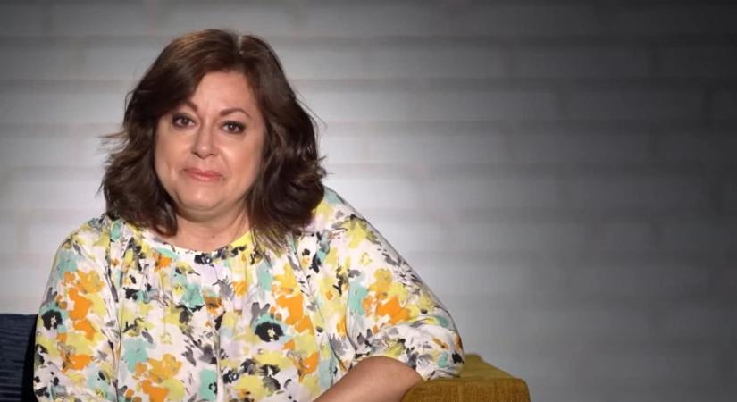 „Hagyjatok engem békén!” – teljesen kiakadt, magából kikelve kiabált Erdélyi Mónika – Videó - ContextUs