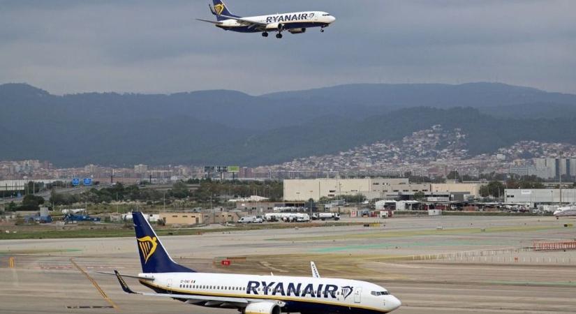 Ez már tényleg túlzás, a Ryanair a lélegeztetőgépért is pótdíjat számol fel - VG