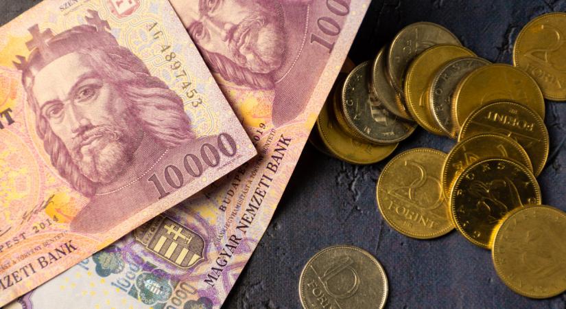 Rengeteg magyar menekíti ilyen bankszámlára a spórolt pénzét: tudhatnak valamit, amit más nem? - Pénzcentrum - Megtakarítás