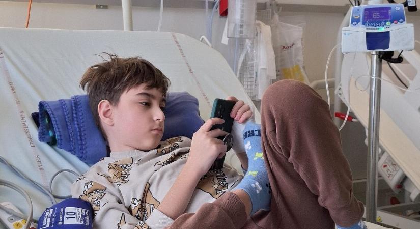 Az orvosai lemondtak róla, két év után mégis hazatérhetett a dupla szervátültetésen átesett Olivér - Blikk - Kvíz